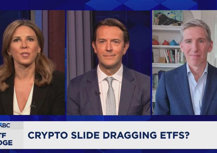 In bitcoin price plummet, ETF flows are down but aren’t signaling ‘crypto winter’ investor panic