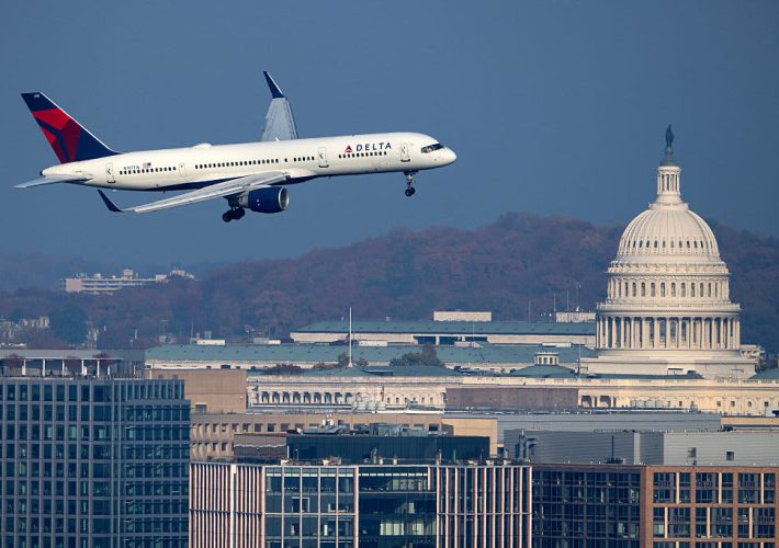 Delta suspends ‘specialty services’ perk for members of Congress, cites DHS shutdown