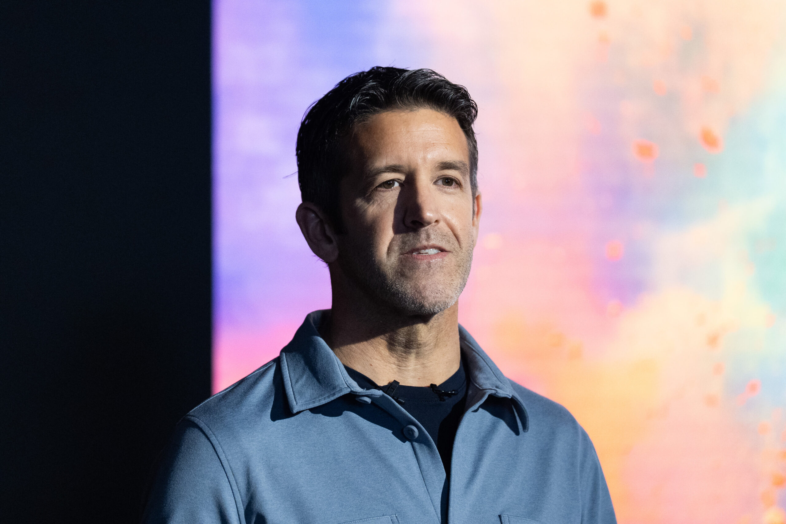 Apple goes for the ‘continuity candidate’ to replace Cook. What the CEO change means for investors