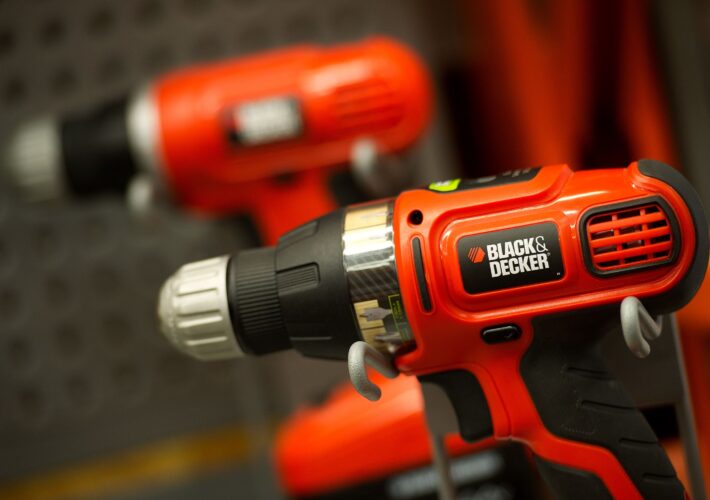 Stocks making the biggest moves midday: Stanley Black & Decker, American Airlines, Dow, Marvell Technology & more