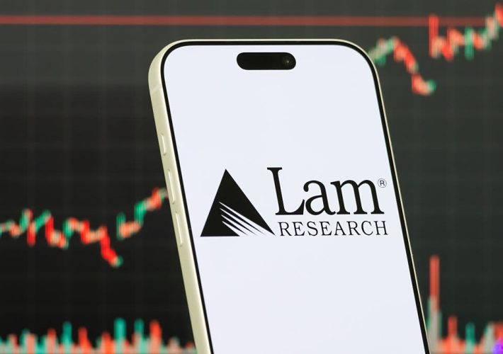 Top Wall Street analysts see robust growth potential in these 3 stocks