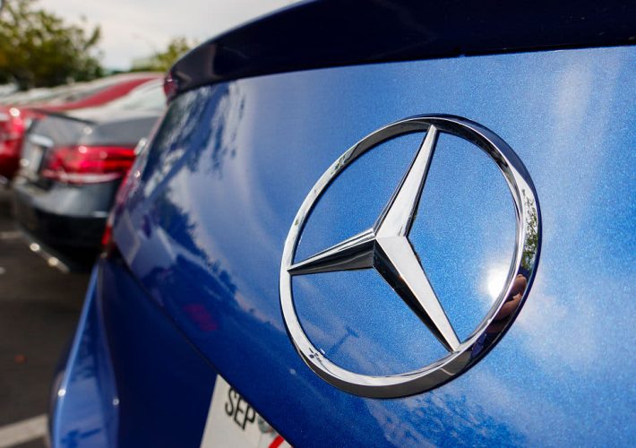 Senate panel advances China auto bill that could bar Mercedes-Benz from U.S.